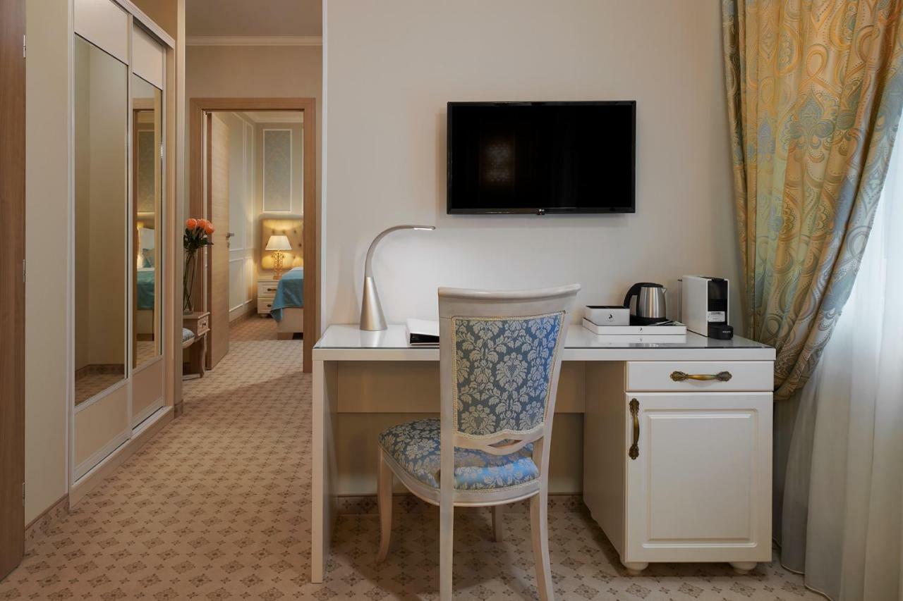 Honour And Grace Hotel Jachymov Luaran gambar