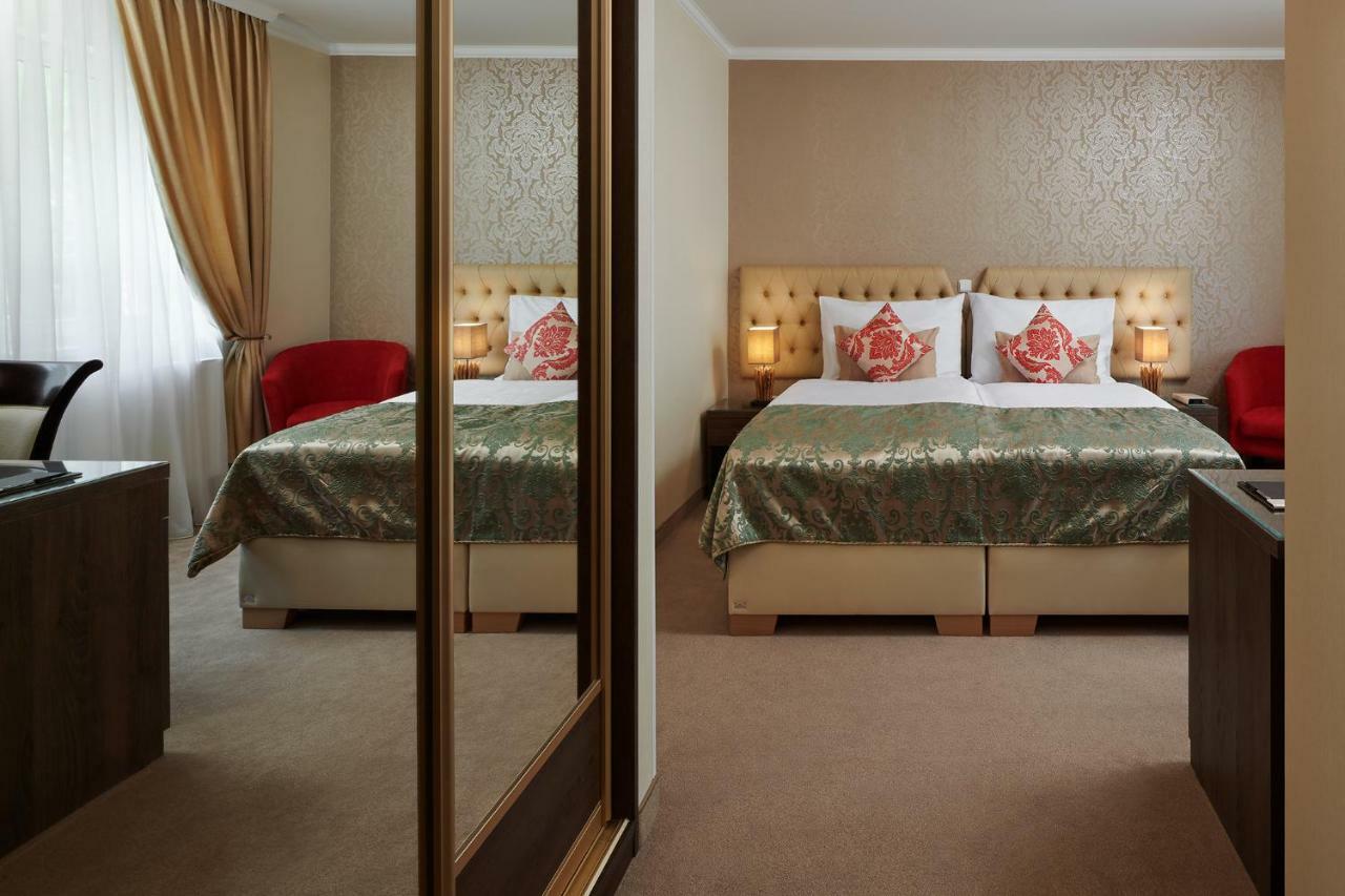 Honour And Grace Hotel Jachymov Luaran gambar